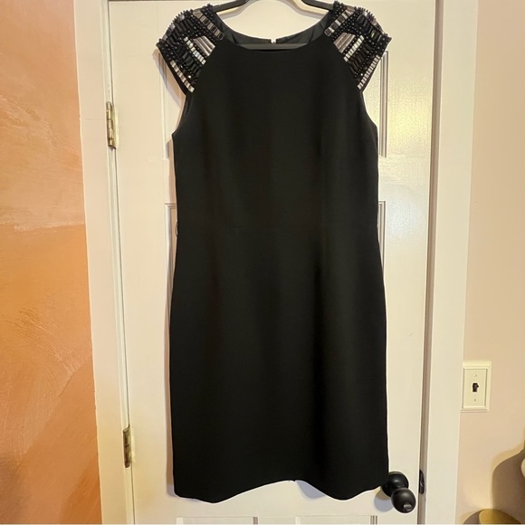#159 Tahari Arthur S. Levine Black Beaded Cap Sleeve Sheath Dress Size 14 - Picture 3 of 9
